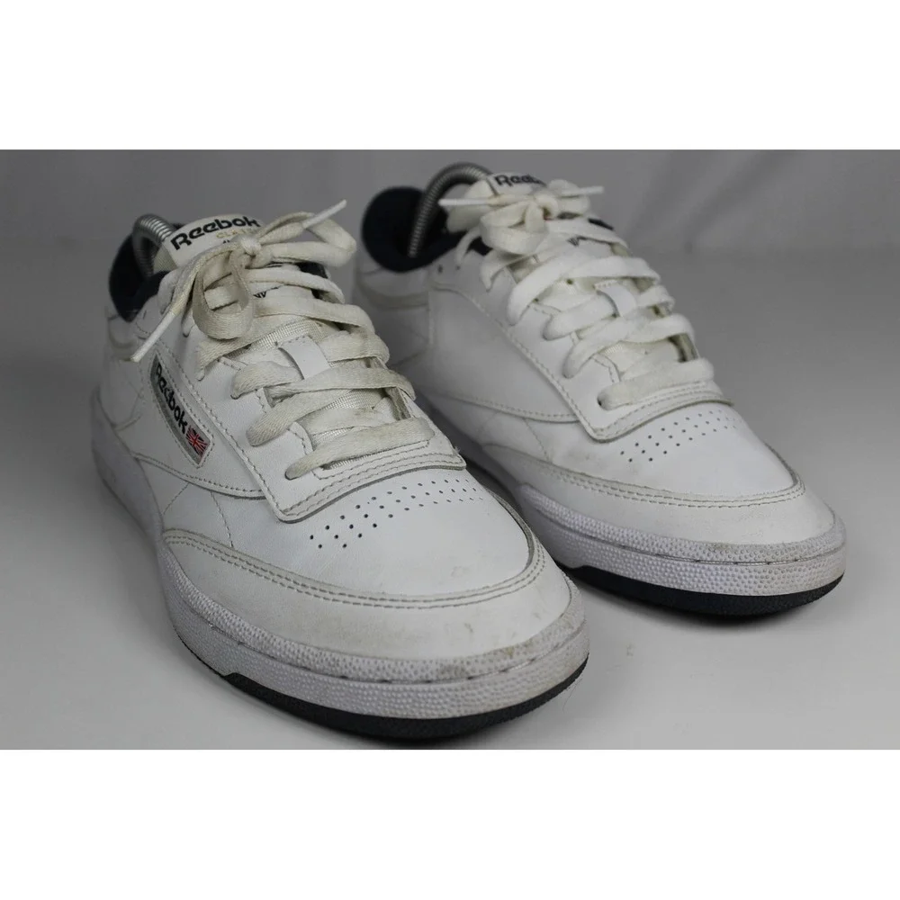 Reebok Club C 85 Mens White Navy Blue Leather Sneakers AR0457 Size 7.5